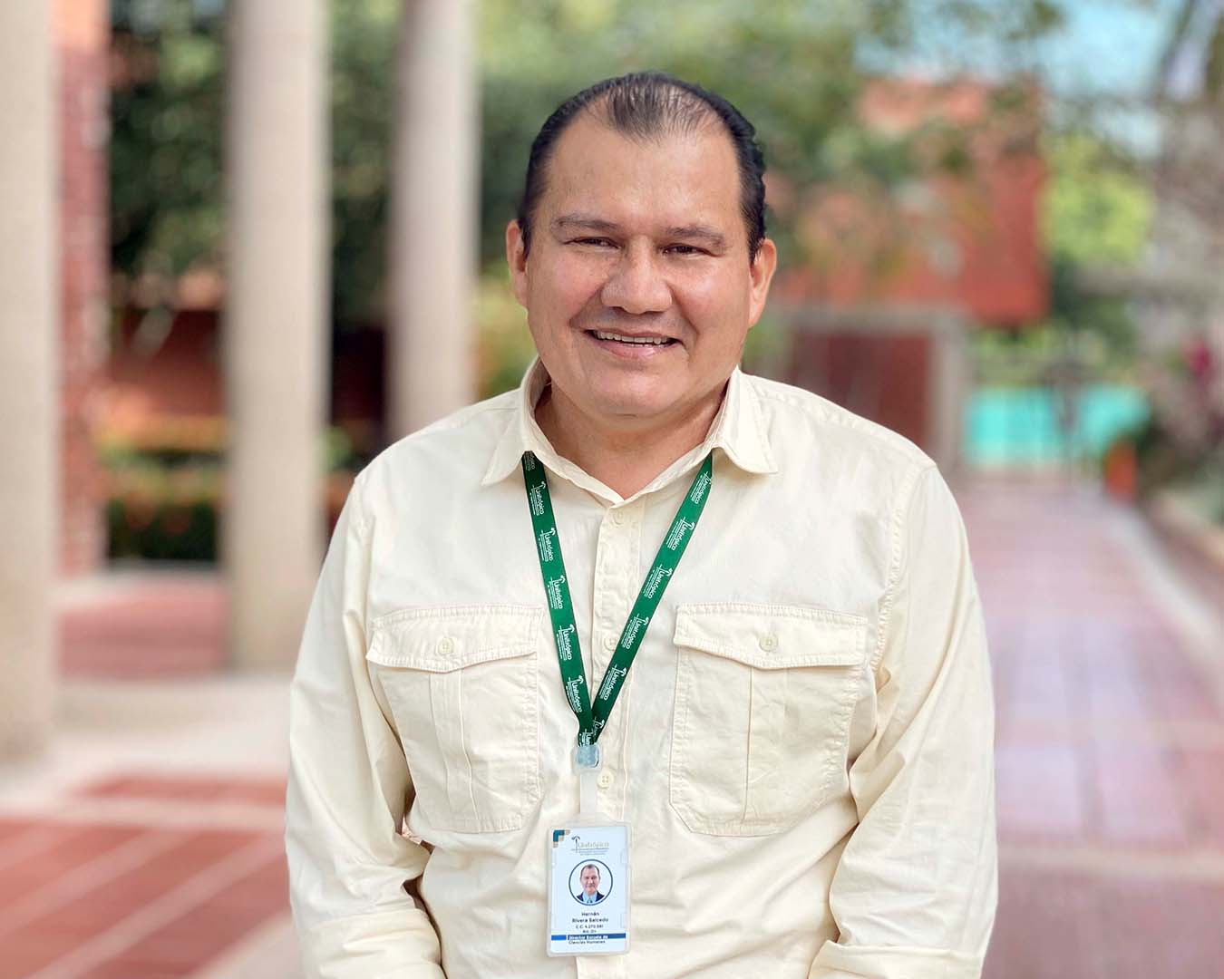 HERNAN RIVERA