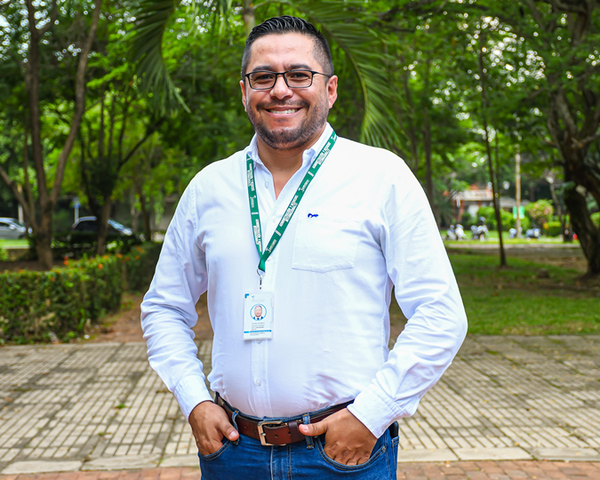 Carlos_Andres_Garcia_Vargas_Lider_del_programa_Administracion_y_nrgocios_internacionales_aniunitropico.edu.co.png